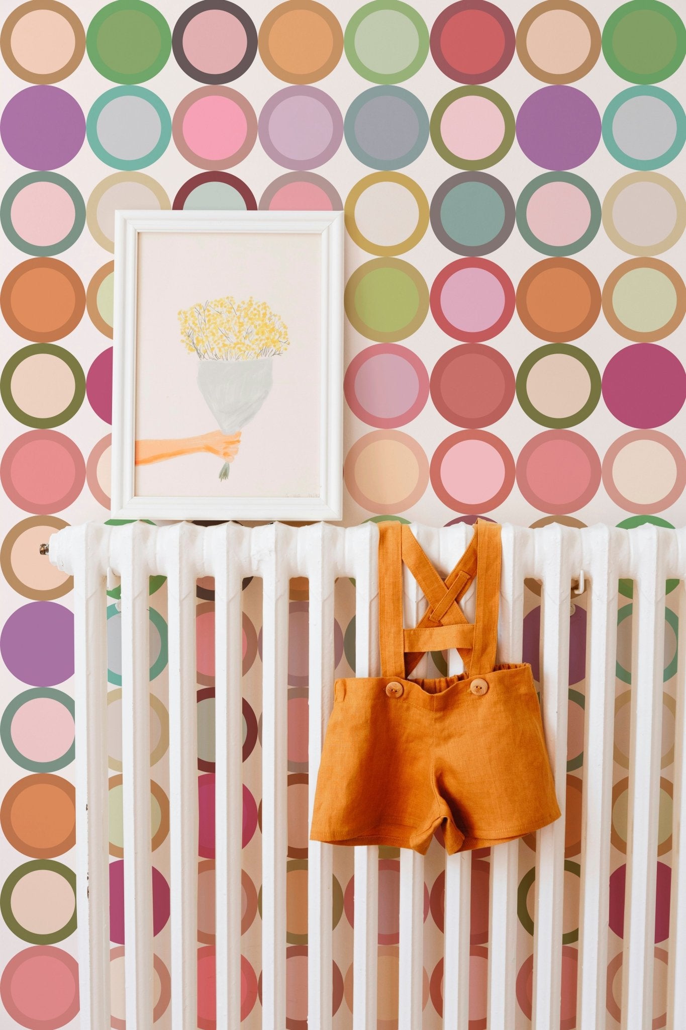 Retro Modern Earthy Circles Wallpaper - Mid-Century Nursery & Kids Room Decor