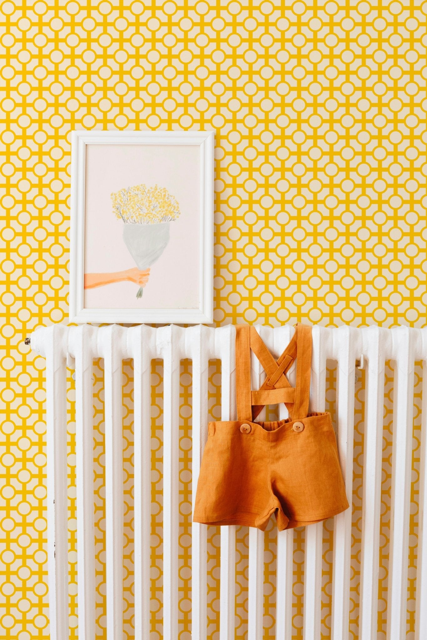 Retro Trellis Classic Wallpaper with a Chinoiserie Feel - Wallpaper | Victoria Bright Home - Colorful Modern Wallpaper For Your Home - - bedroom,blue,cream,dining,green,kids,kitchen,Minimalist,modern,nursery,pink,retro,traditional,vintage,yellow